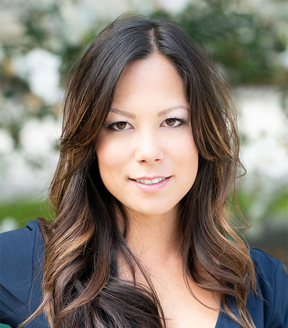 Nicole  Oshiro